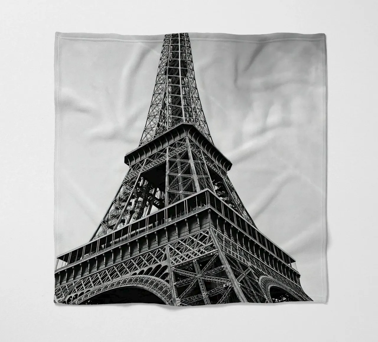 Torre Eiffel Parigi coperta in pile da Osbaldoart