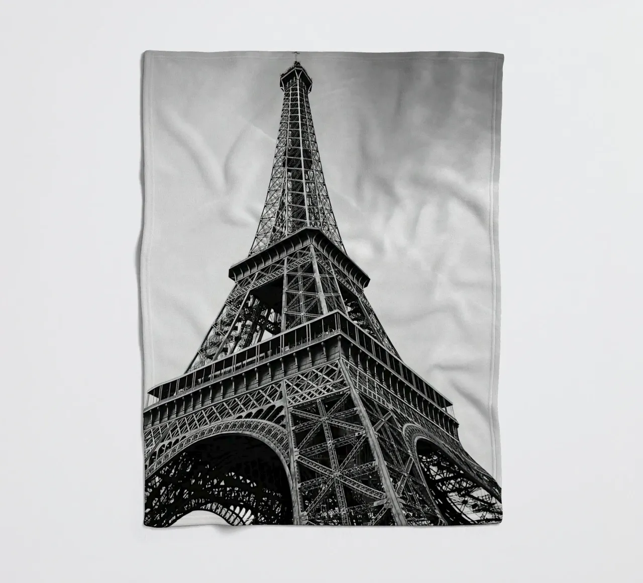 Torre Eiffel Parigi coperta in pile da Osbaldoart