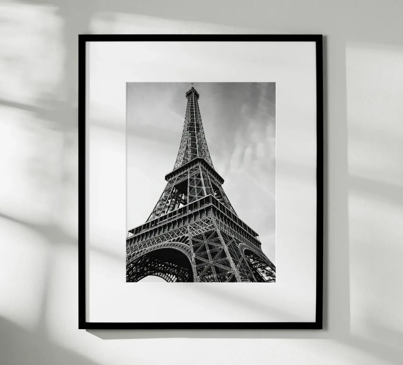 Eiffel Tower Paris Hahnemühle von Osbaldoart