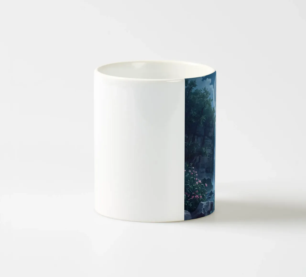 Cascata al chiaro di luna con fiori tazza in ceramica da DesignDoodle