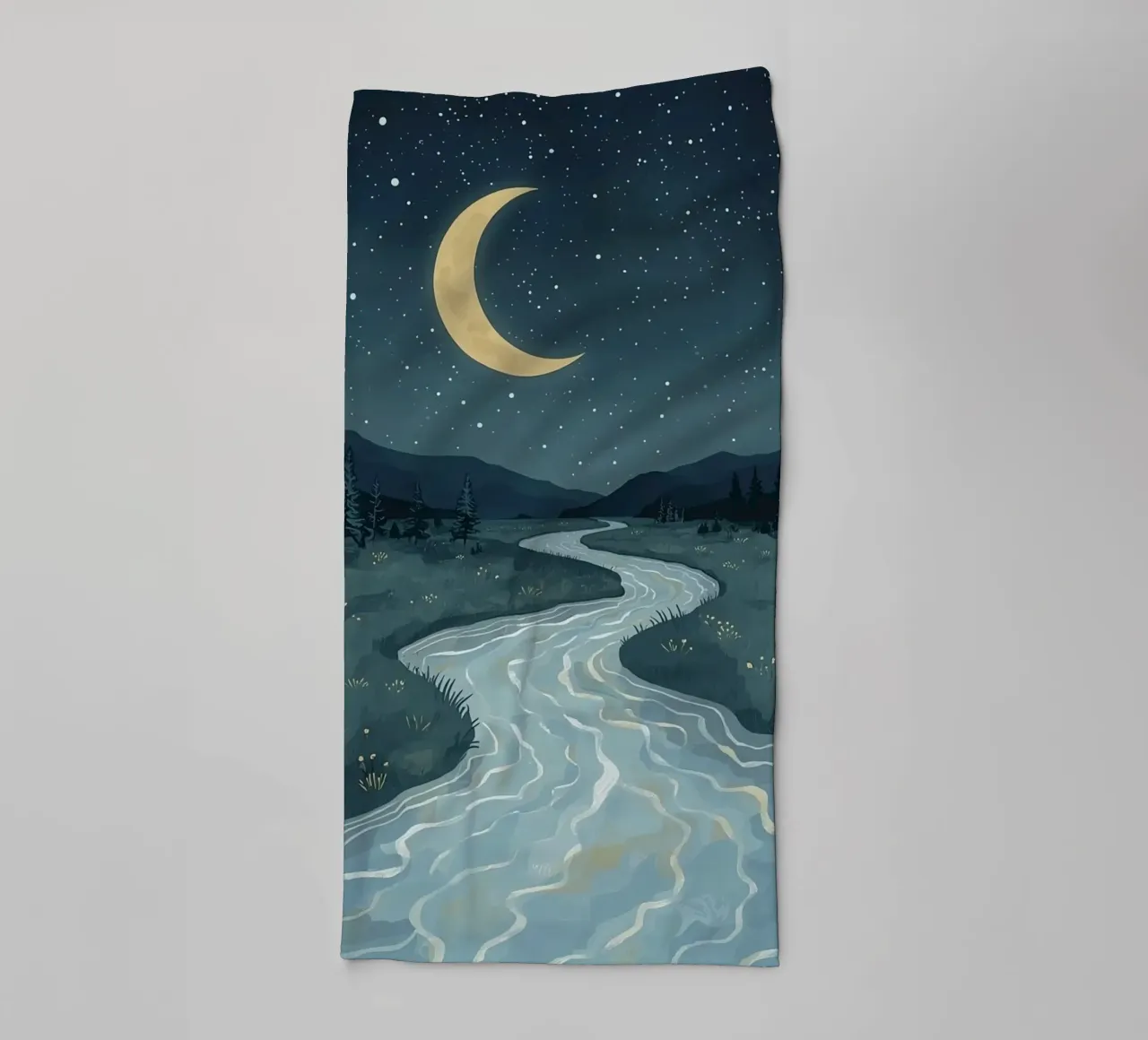 Paesaggio notturno tranquillo con luna e stelle del fiume asciugamano da bagno da DesignDoodle