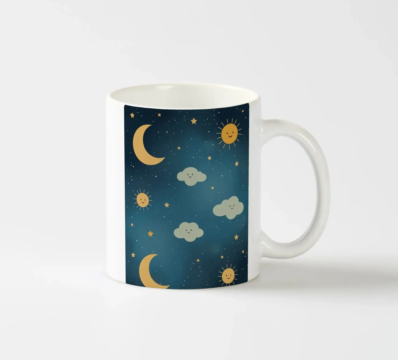 Cielo notturno con corpi celesti e nuvole tazza in ceramica da DesignDoodle