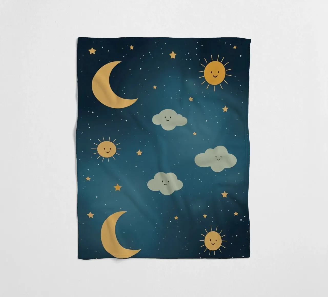 Cielo notturno con corpi celesti e nuvole coperta in pile da DesignDoodle