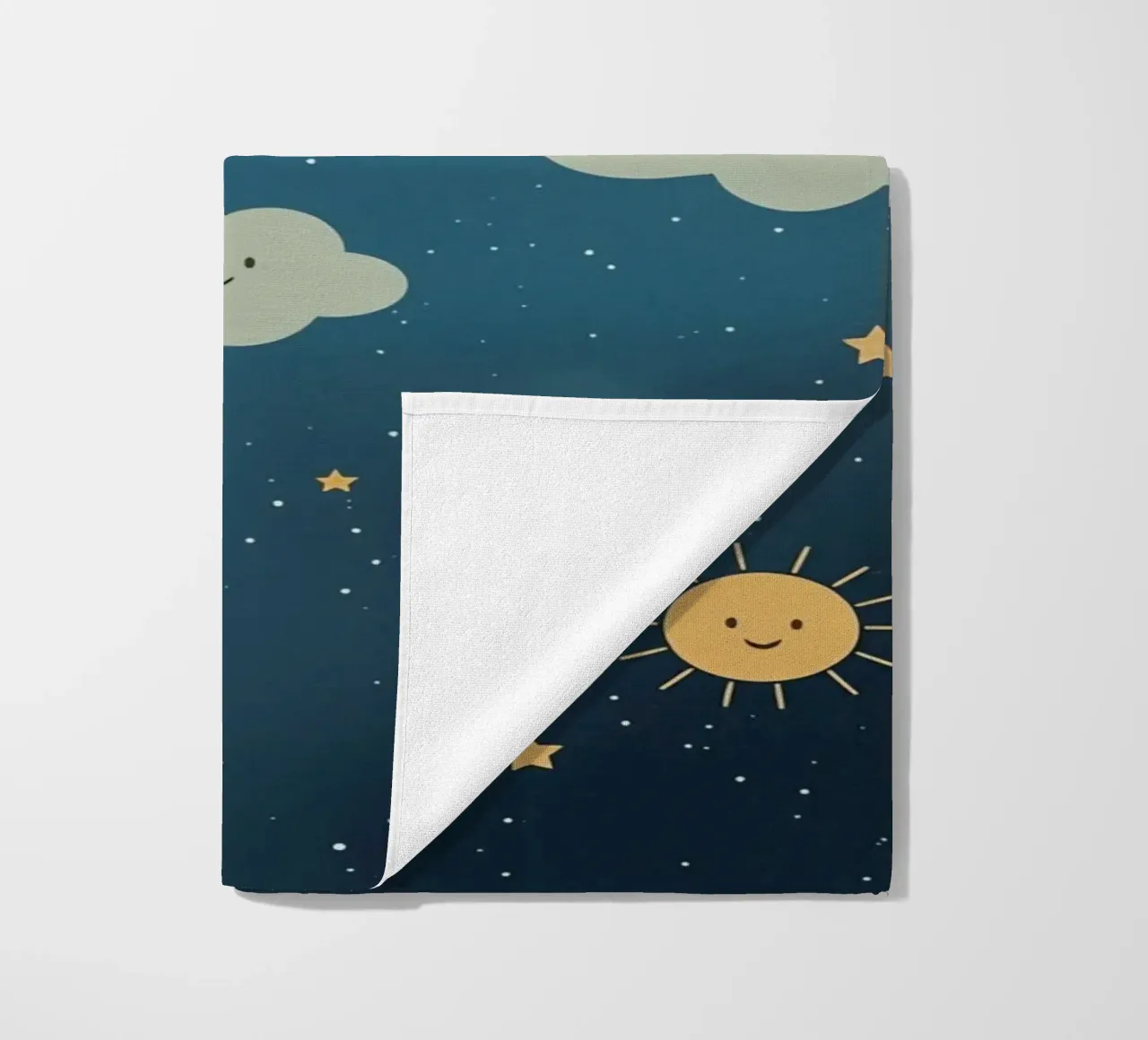 Cielo notturno con corpi celesti e nuvole telo mare da DesignDoodle