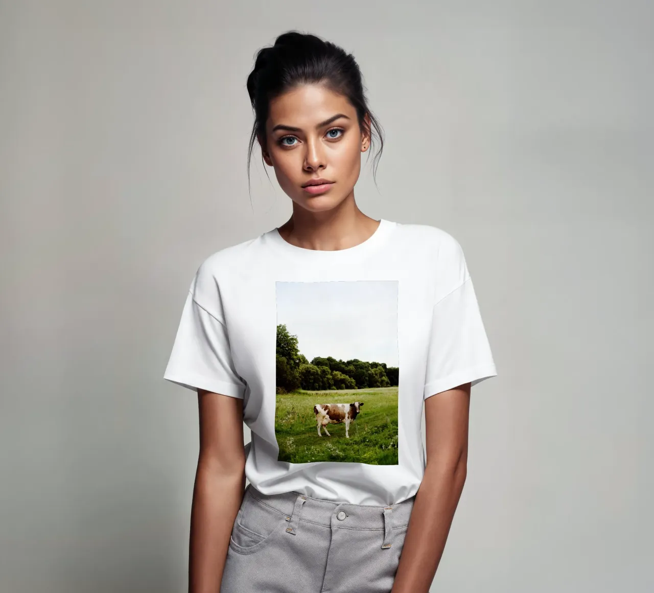 Mucca in Ucraina t-shirt da Simon Koy