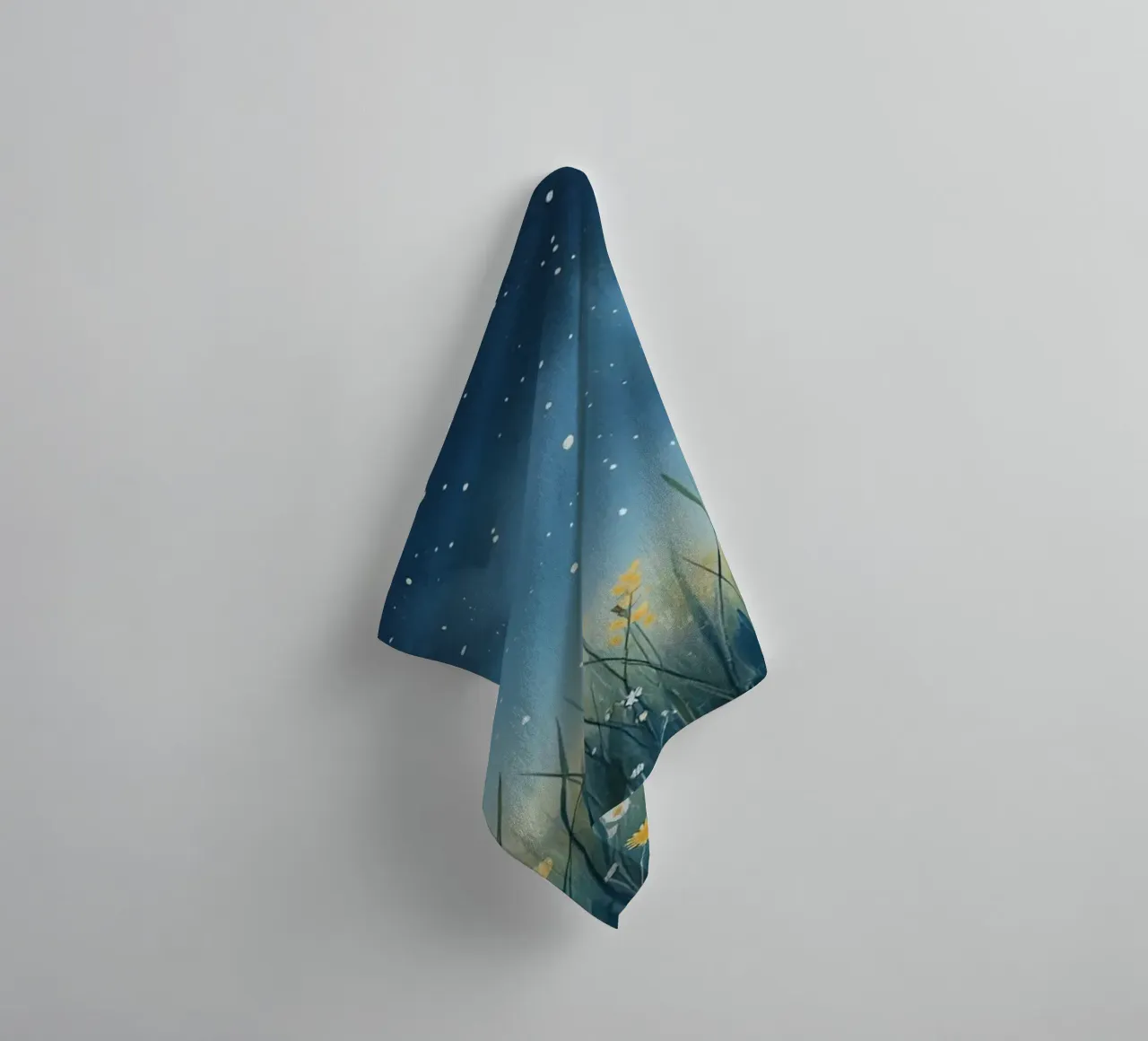 Cielo notturno con fiori selvatici asciugamano da bagno da DesignDoodle