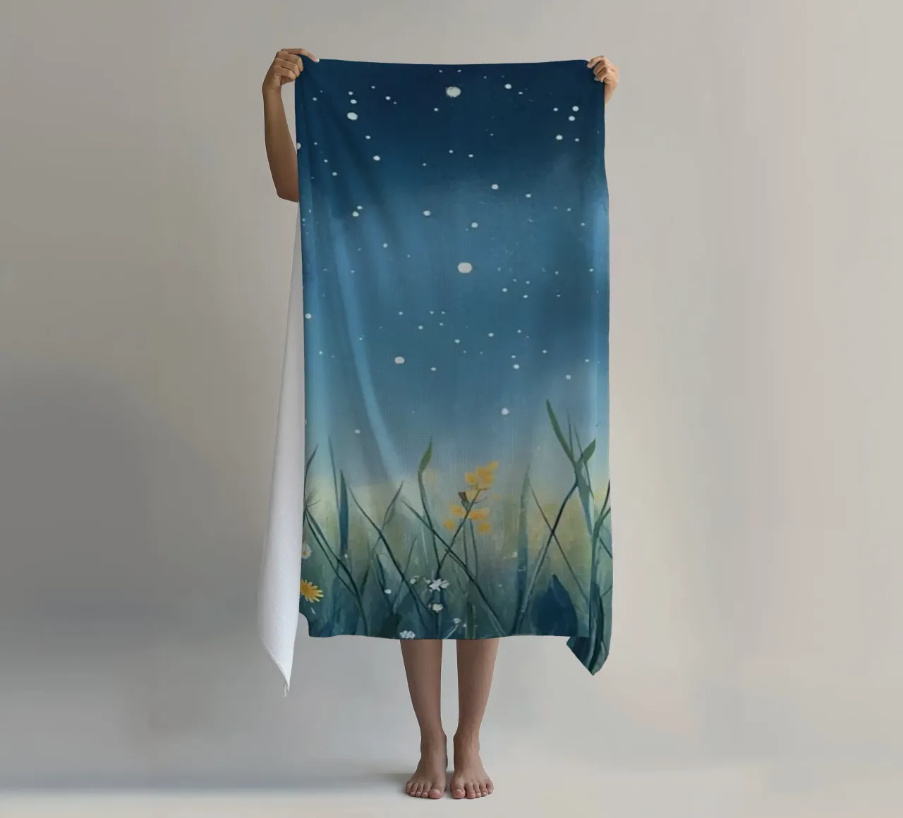 Cielo notturno con fiori selvatici telo mare da DesignDoodle