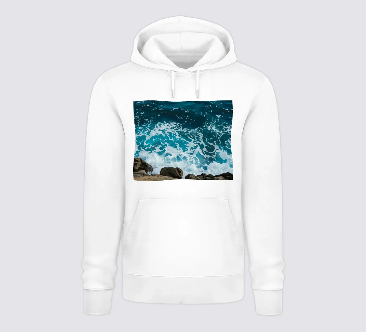 Onde oceaniche che si infrangono sulle rocce felpa con cappuccio da DesignDoodle