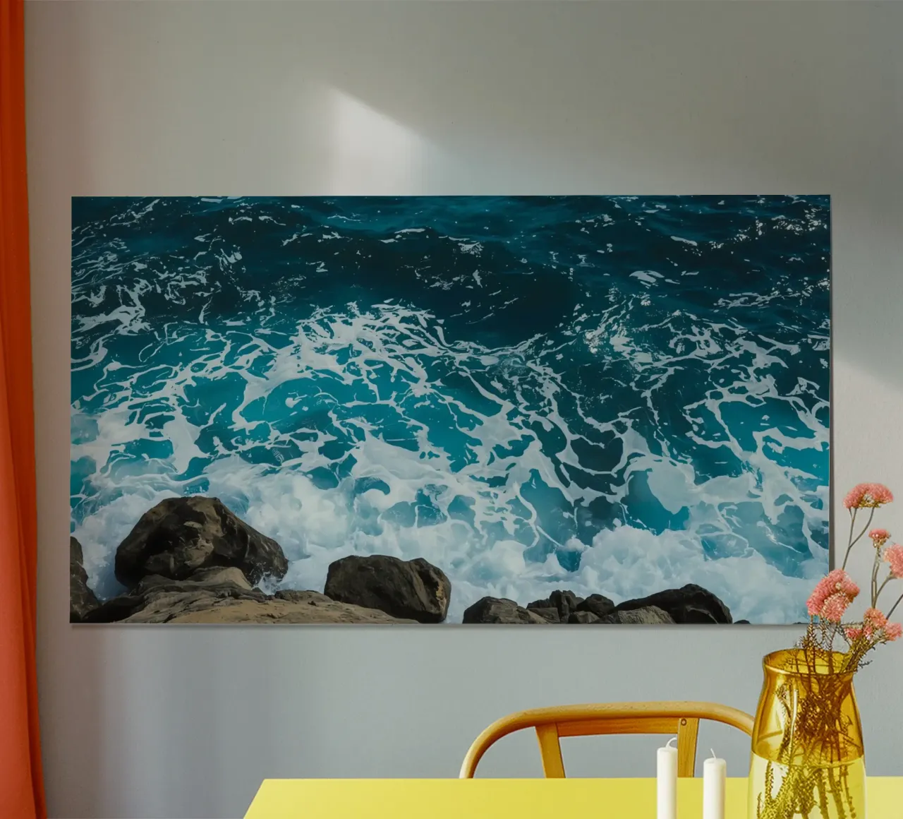 Onde oceaniche che si infrangono sulle rocce carta hahnemühle da DesignDoodle