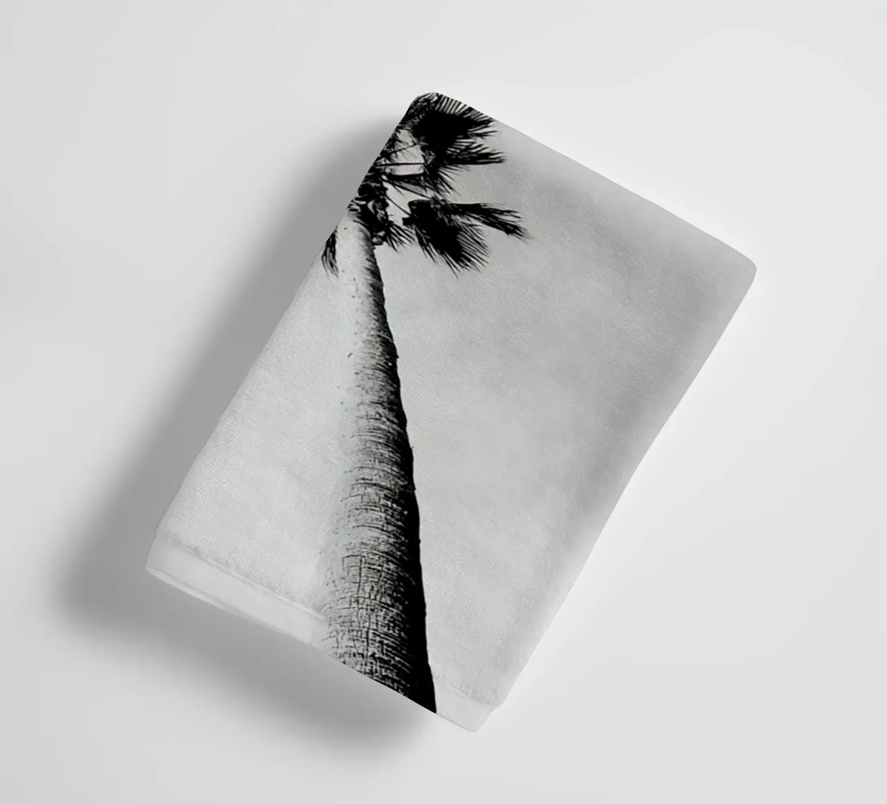 Palme in bianco e nero asciugamano da bagno da Black And White
