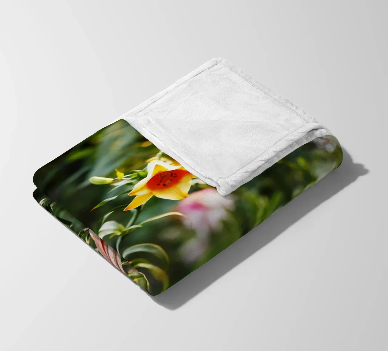 Fiori, Ucraina coperta in pile da Simon Koy