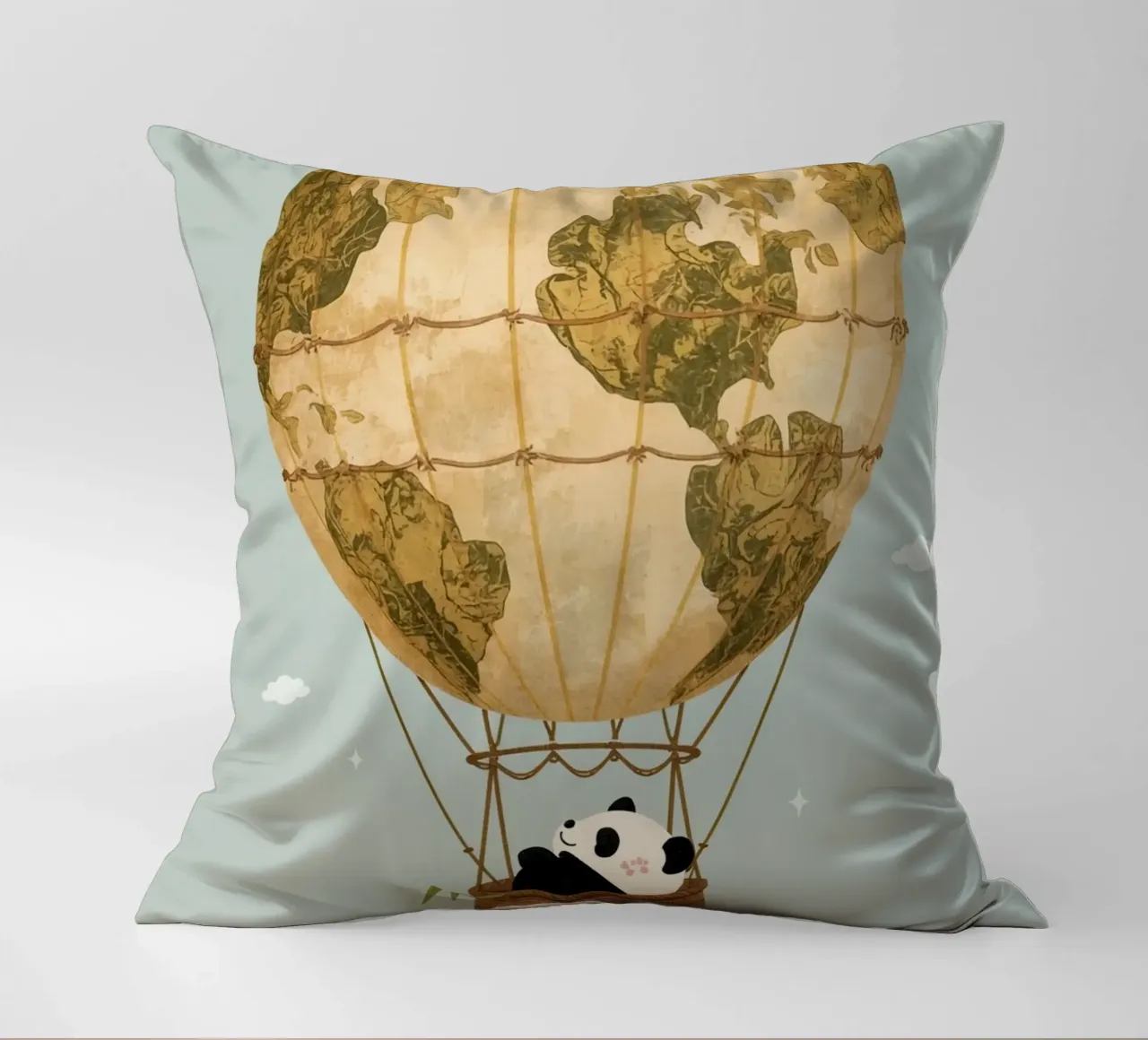 Panda carino in mongolfiera Globe cuscino da DesignDoodle