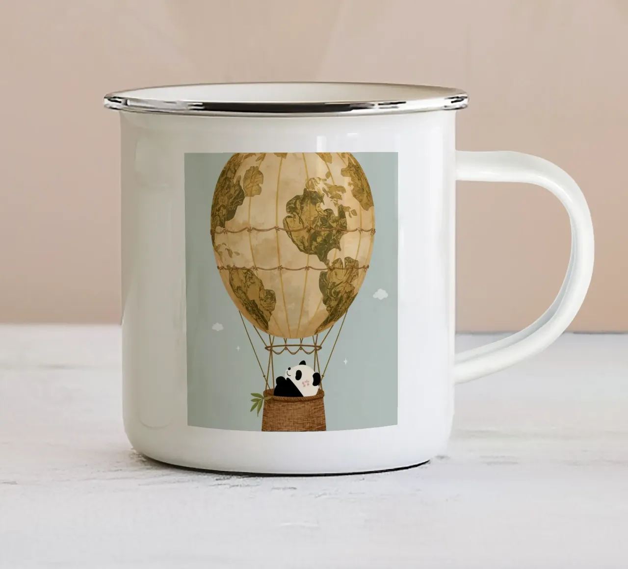 Panda carino in mongolfiera Globe tazza in smalto da DesignDoodle