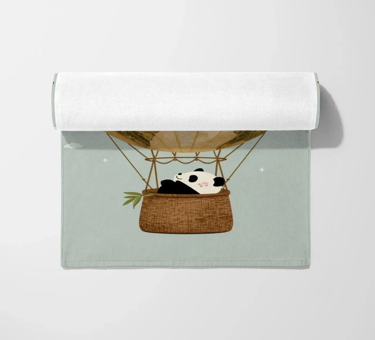 Panda carino in mongolfiera Globe telo mare da DesignDoodle
