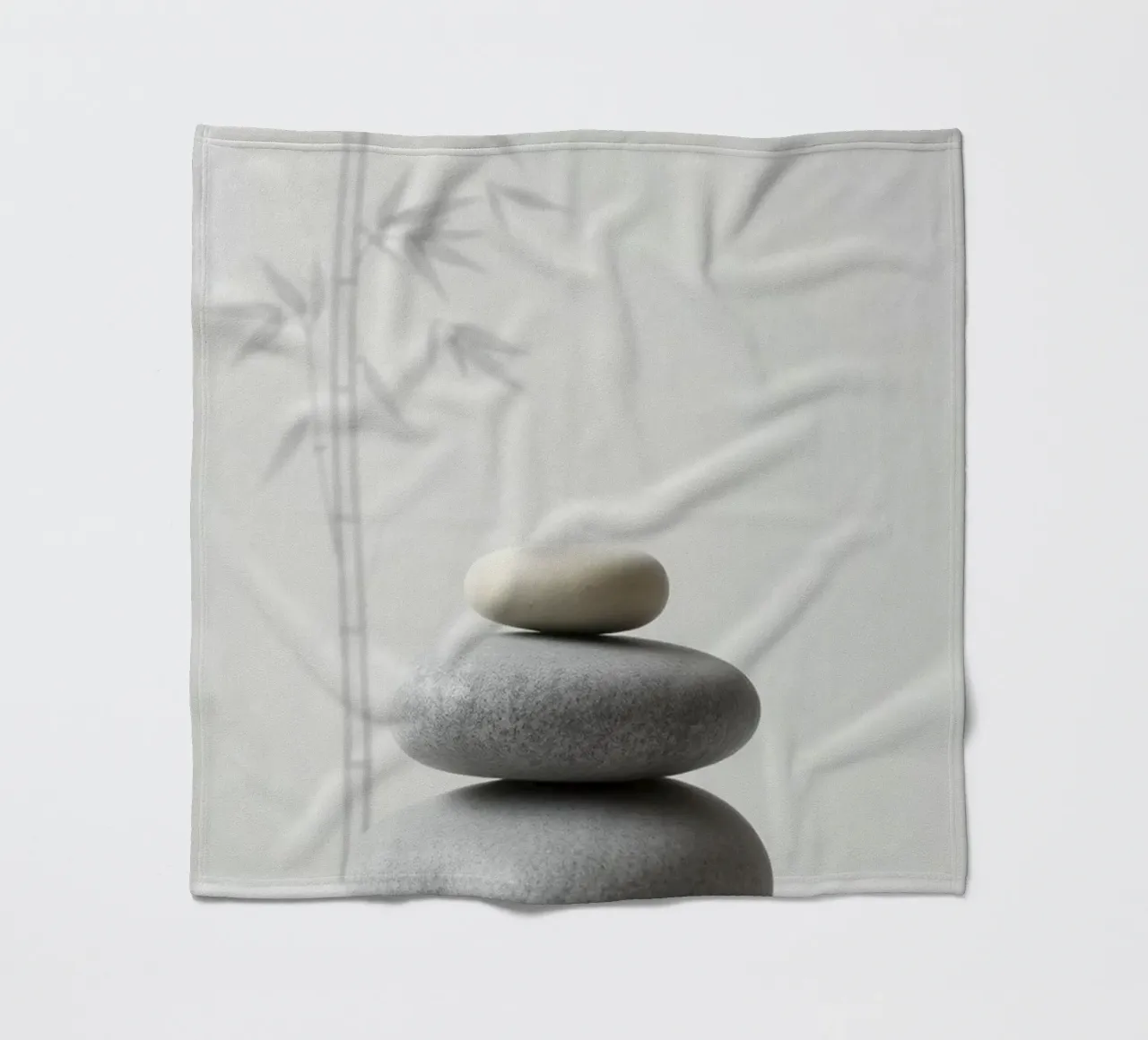 Serenità Zen: Una composizione minimalista coperta in pile da Artistic-shop