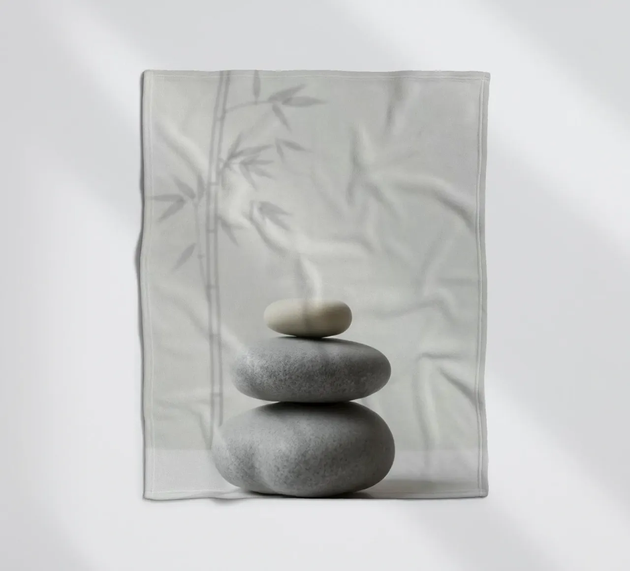 Serenità Zen: Una composizione minimalista coperta in pile da Artistic-shop