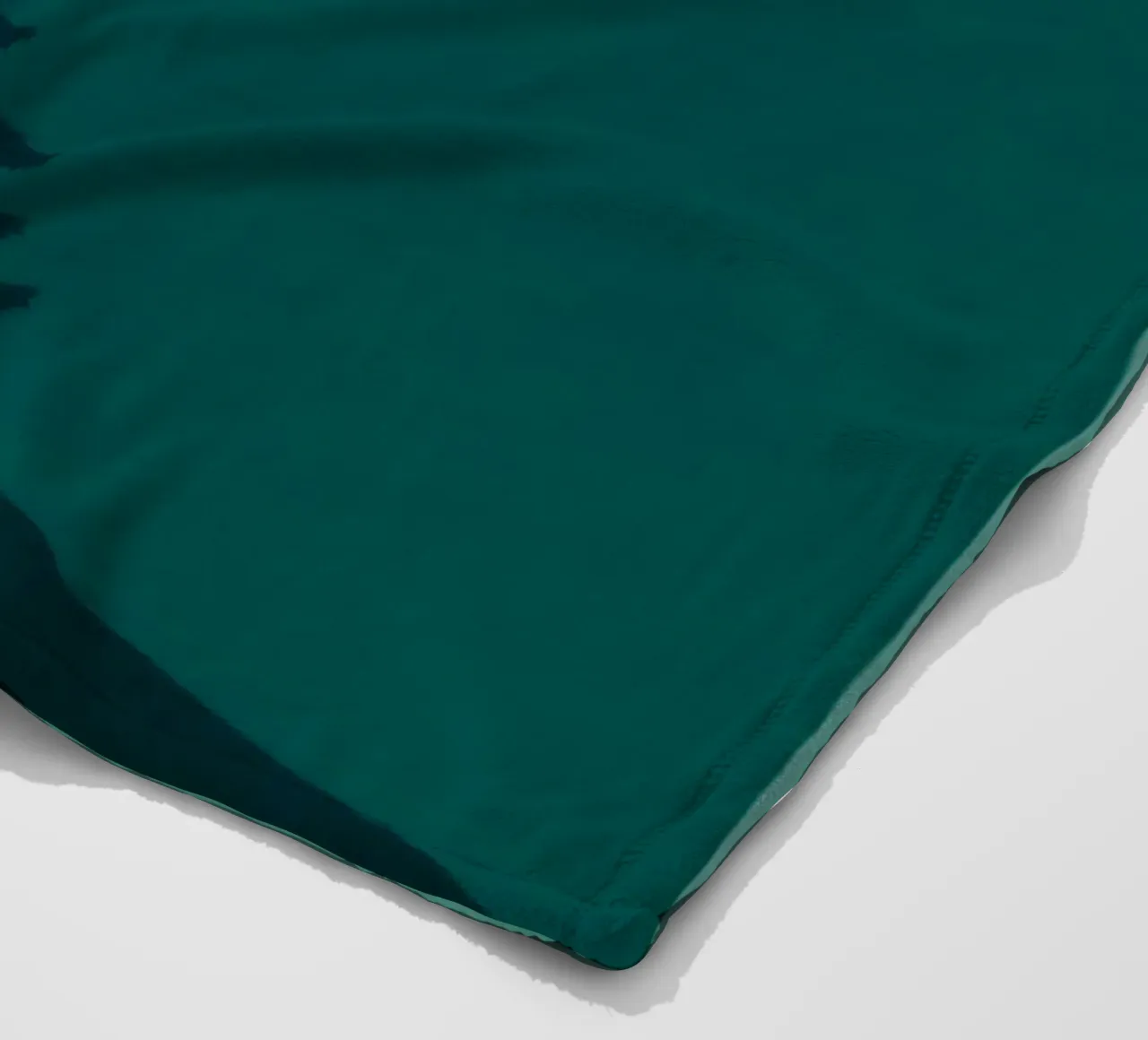 Vertice radioso: Un'alba geometrica coperta in pile da Artistic-shop