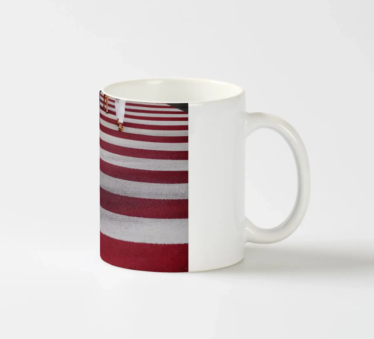 Attraversamento a zebre a Kiev, Ucraina tazza in ceramica da Simon Koy