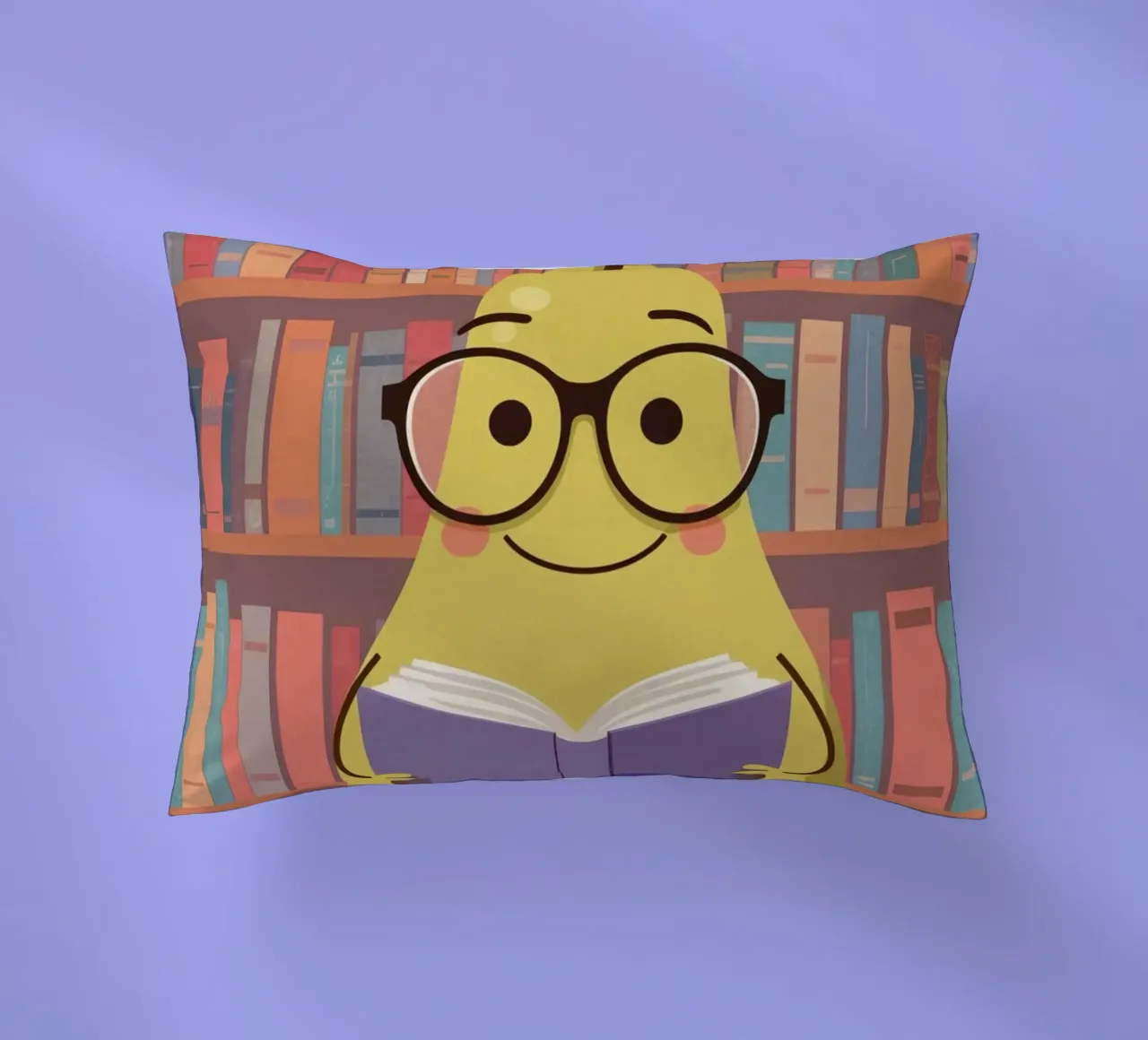 Simpatica pera felice che legge un libro con gli occhiali in biblioteca cuscino da DesignDoodle