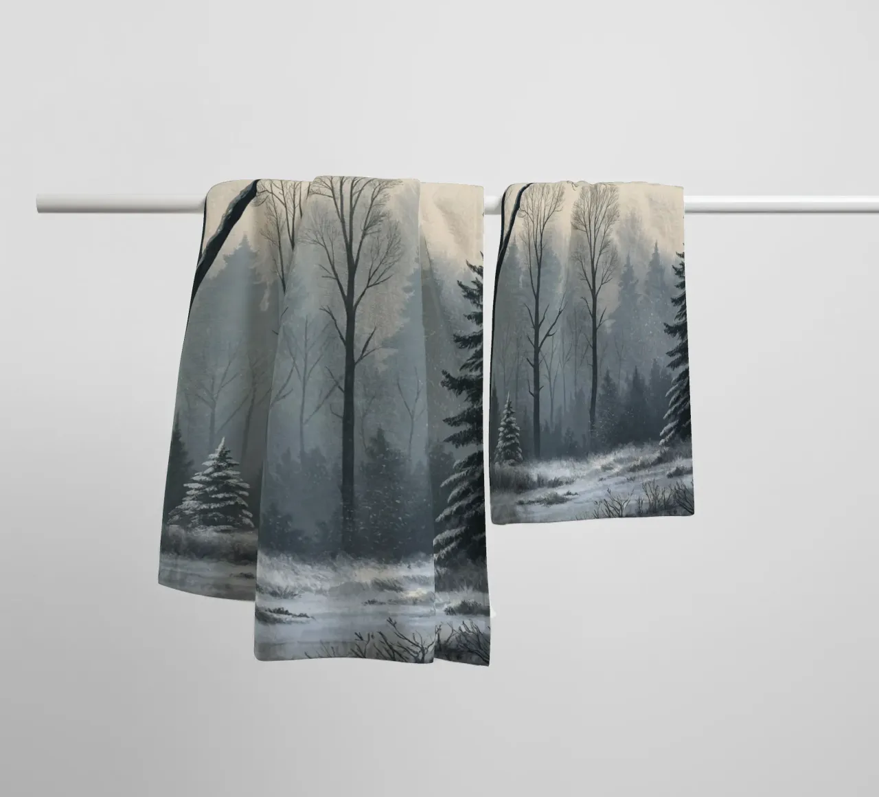 Serenità nel freddo: Un tranquillo sentiero invernale asciugamano da bagno da Artistic-shop