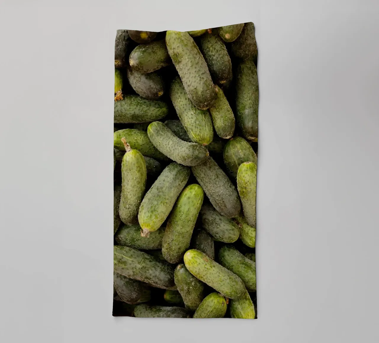 Cetrioli in Ucraina asciugamano da bagno da Simon Koy
