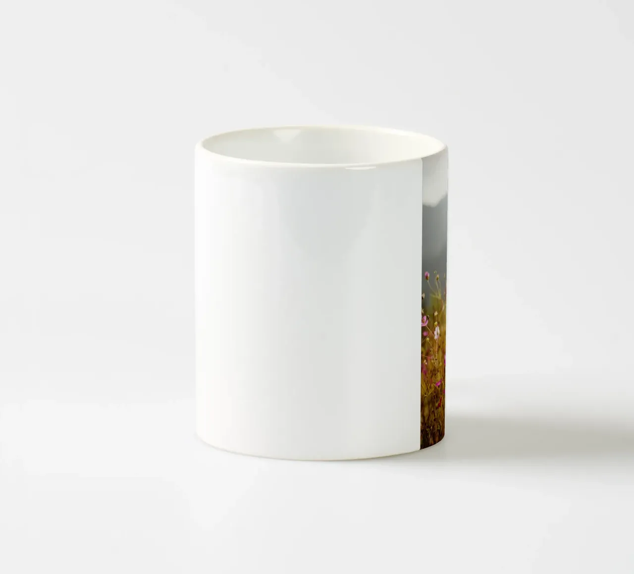 Prato nei Carpazi, Ucraina tazza in ceramica da Simon Koy