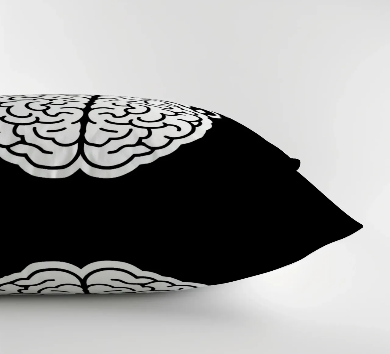Mente accesa: Un cervello che brucia con le fiamme cuscino da Artistic-shop