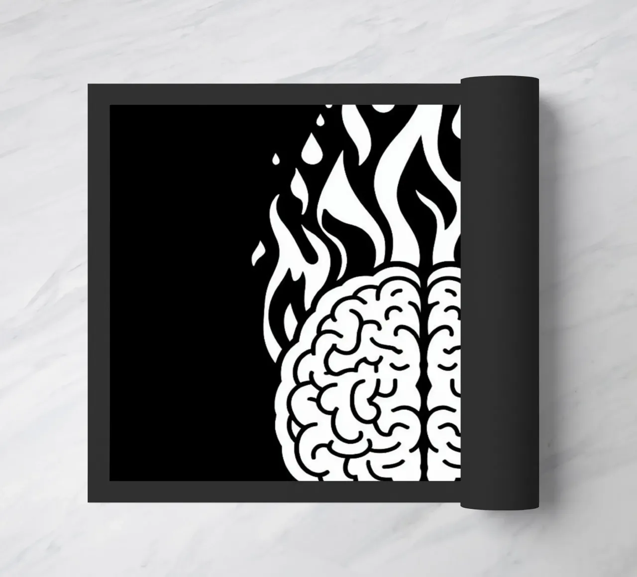 Mente accesa: Un cervello che brucia con le fiamme zerbino da Artistic-shop