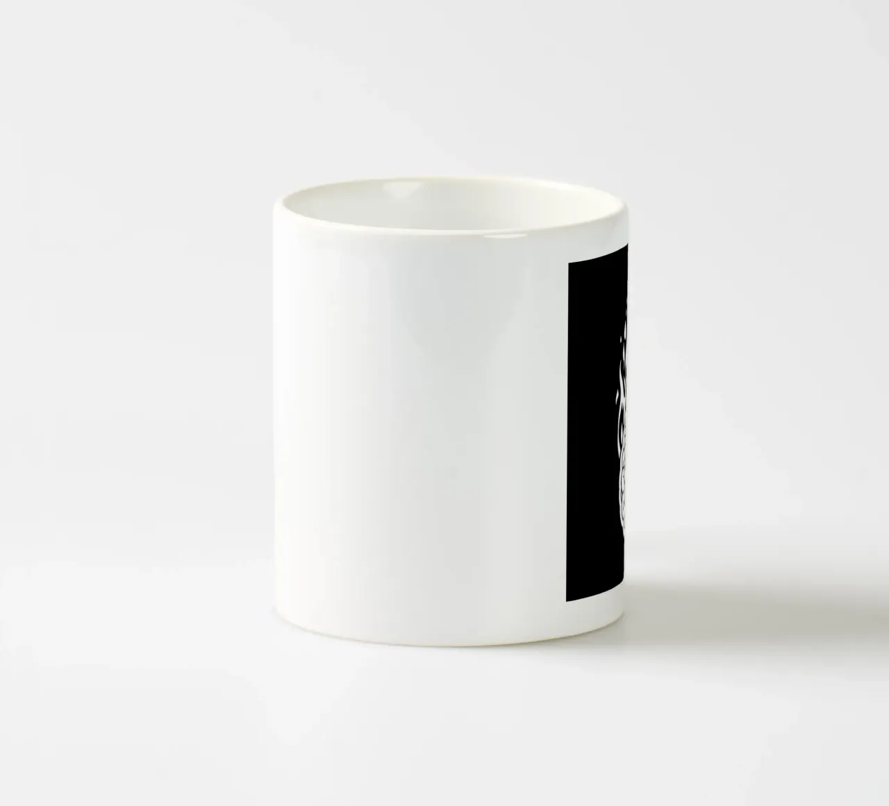 Mente accesa: Un cervello che brucia con le fiamme tazza in ceramica da Artistic-shop