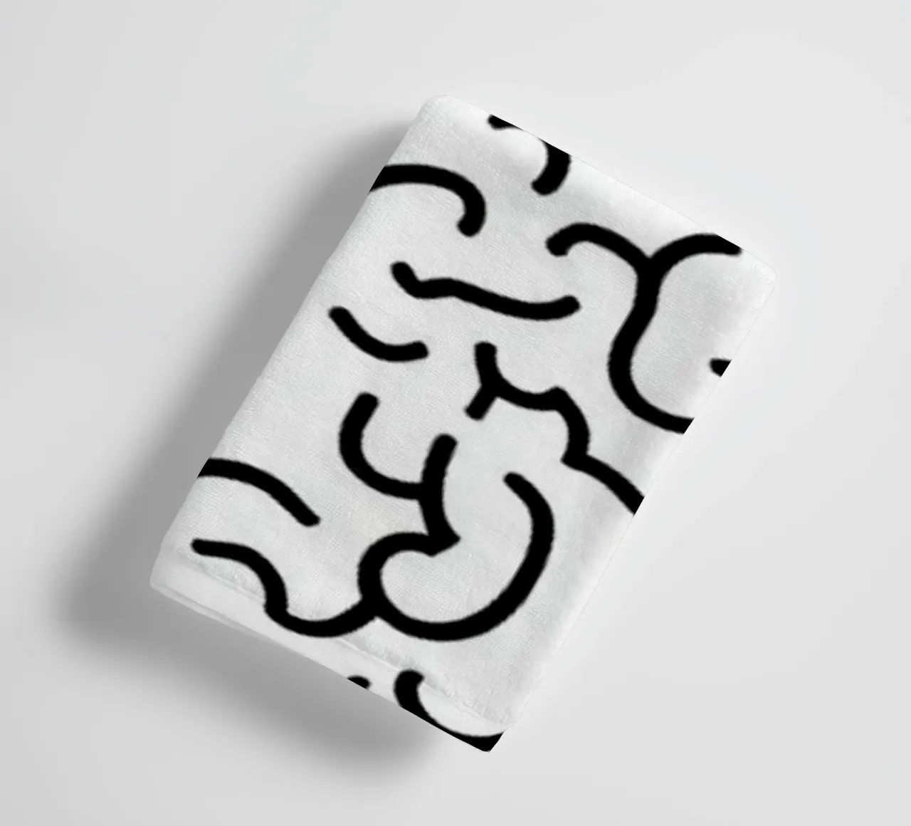 Mente accesa: Un cervello che brucia con le fiamme asciugamano da bagno da Artistic-shop