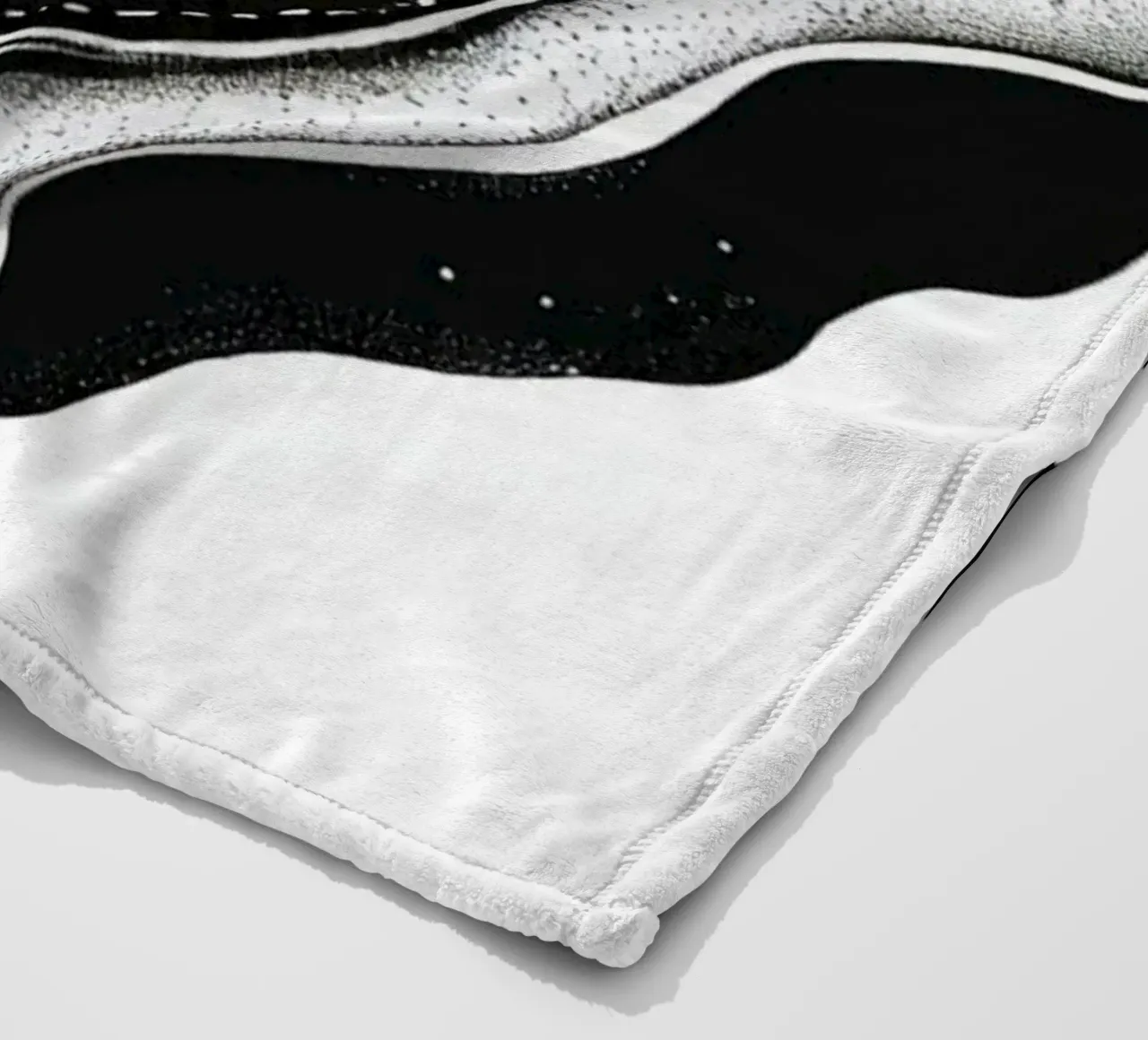 Il crollo cosmico: L'orbita piangente di un Saturno distopico coperta in pile da Artistic-shop
