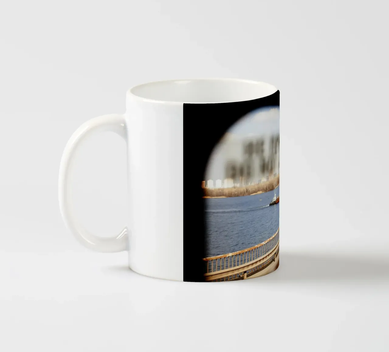 Djnpr, Fiume Kyiv, Ucraina tazza in ceramica da Simon Koy