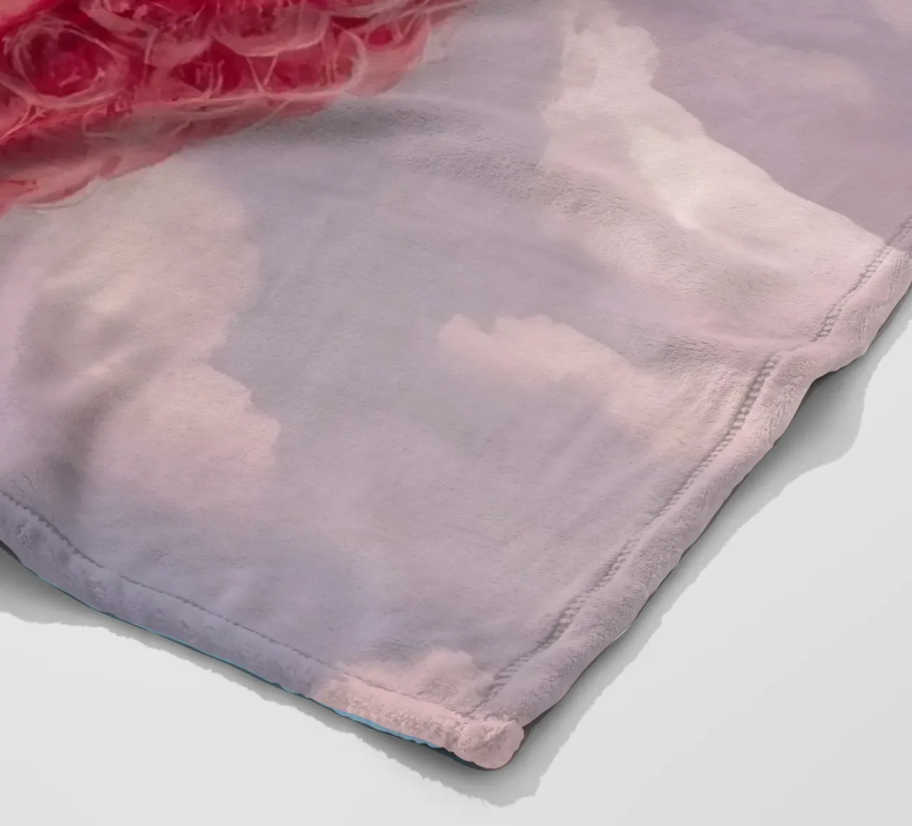 Lampone rosa con fiori e foglie nel cielo coperta in pile da DesignDoodle