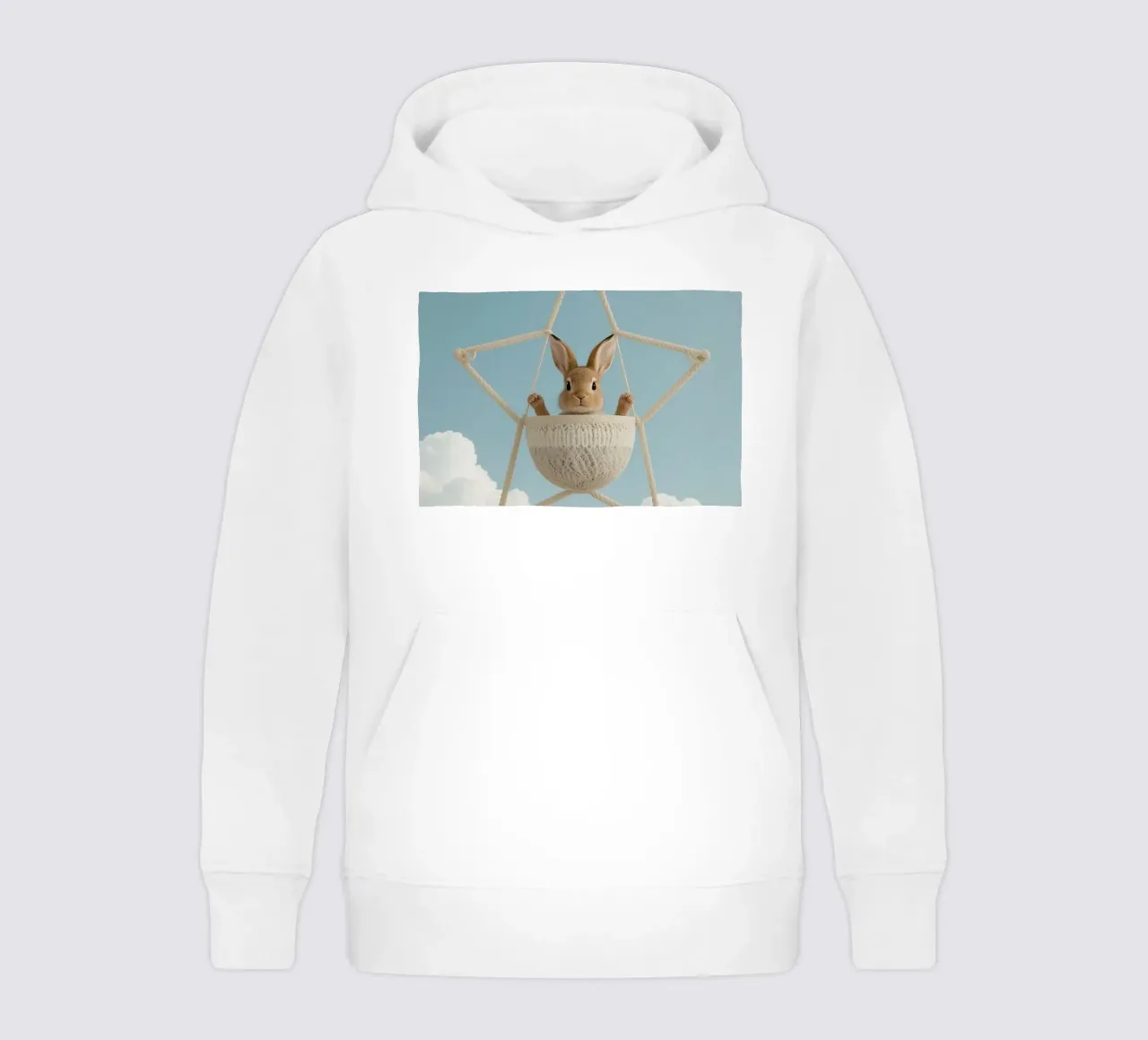 Funny Cute Rabbit in a Star-Shaped Rope Swing (lapin mignon dans une balançoire en corde en forme d'étoile) sweat à capuche enfant de DesignDoodle