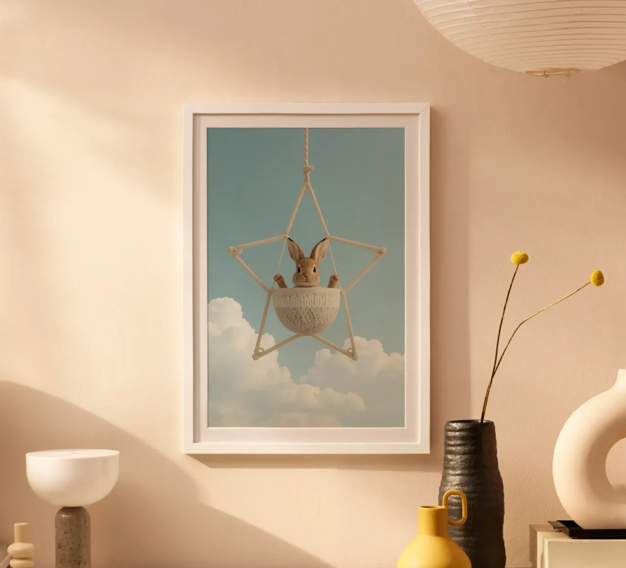 Funny Cute Rabbit in a Star-Shaped Rope Swing (lapin mignon dans une balançoire en corde en forme d'étoile) hahnemühle de DesignDoodle