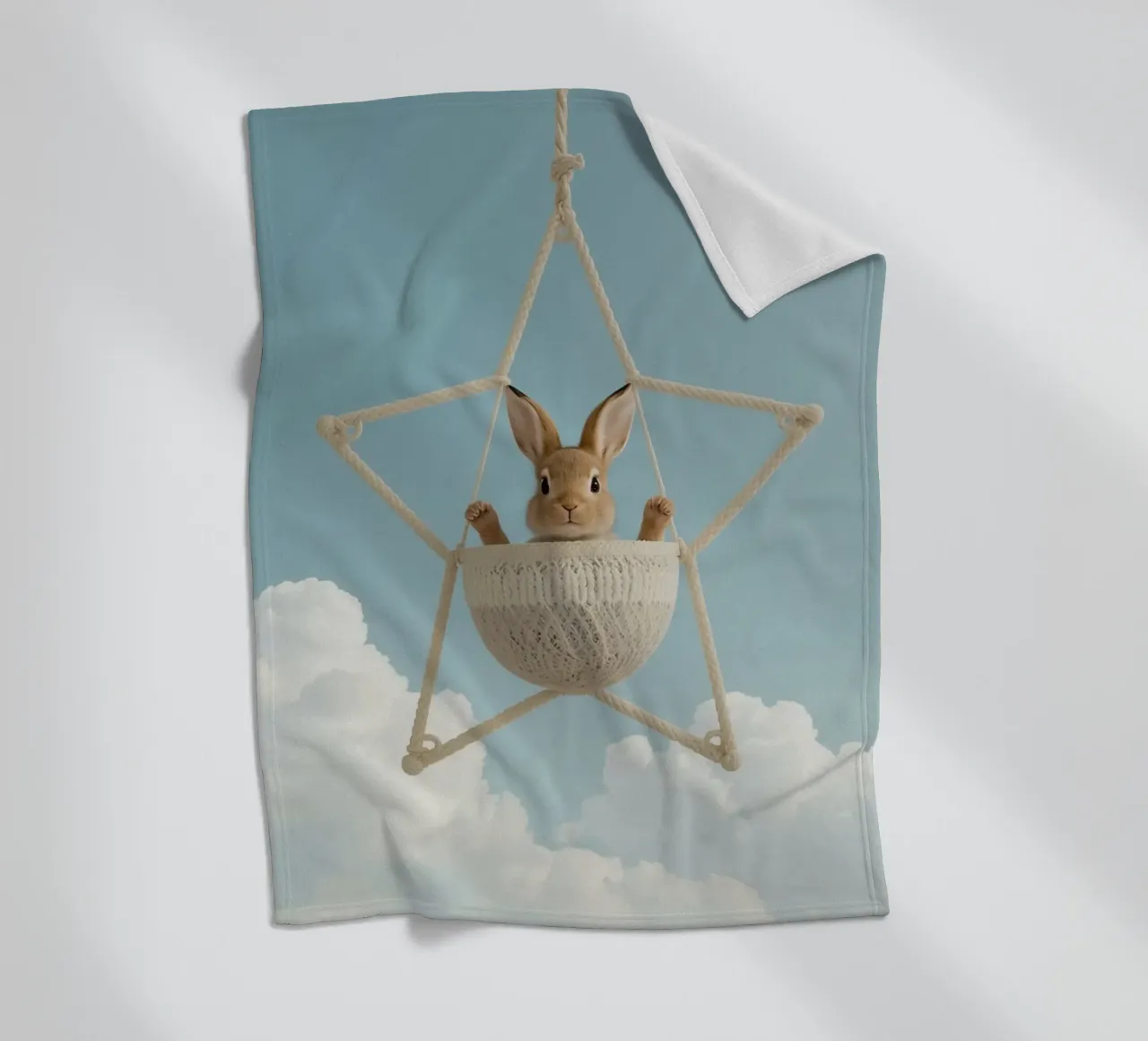 Funny Cute Rabbit in a Star-Shaped Rope Swing (lapin mignon dans une balançoire en corde en forme d'étoile) plaid polaire de DesignDoodle