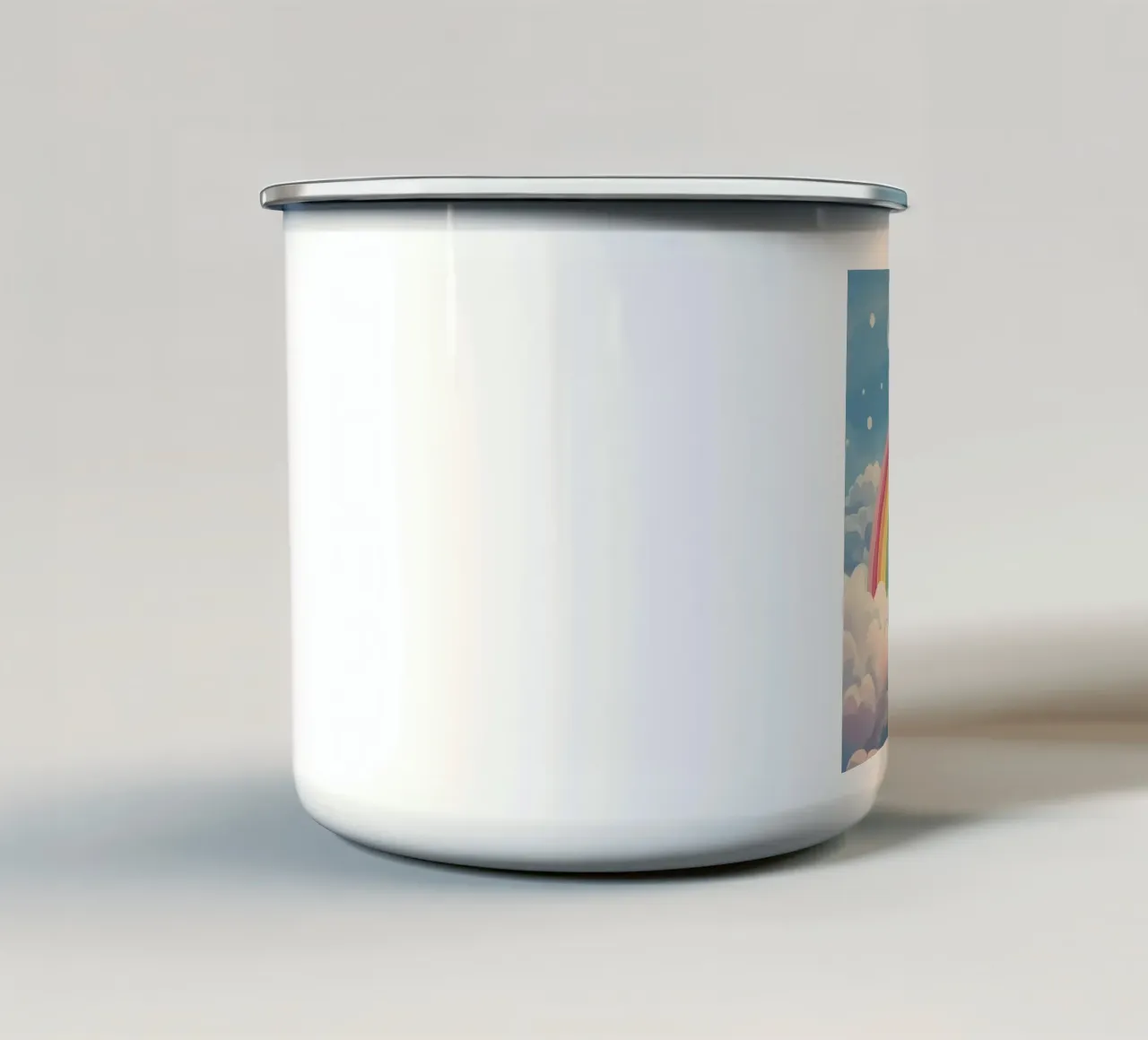 Arcobaleno sognante su sentiero di nuvole tazza in smalto da DesignDoodle