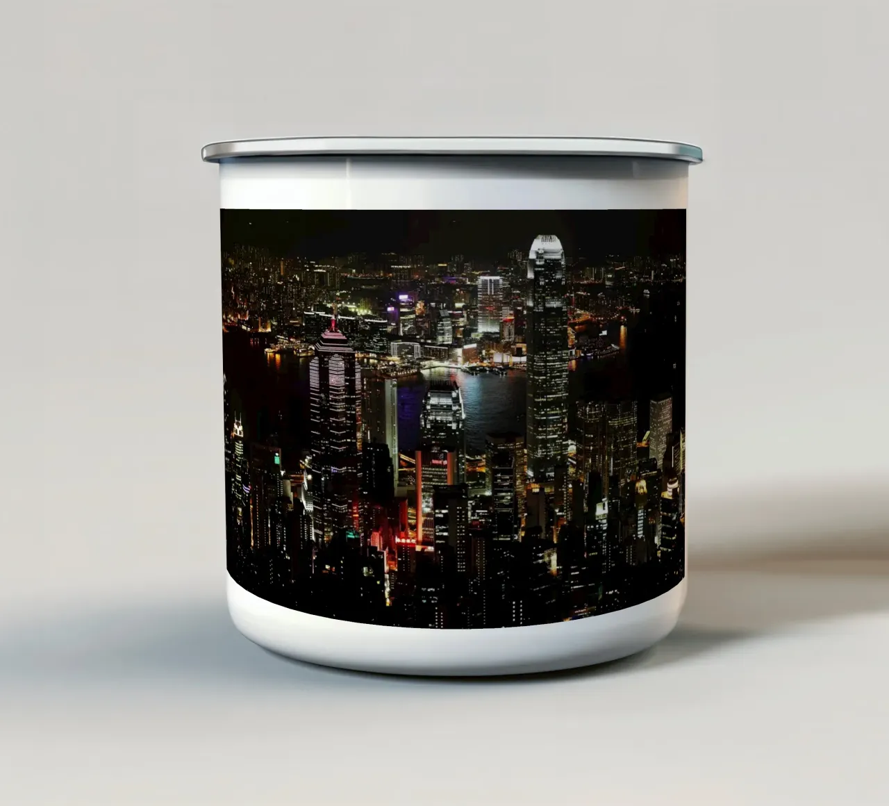 Hong Kong, Cina, picco tazza in smalto da Simon Koy