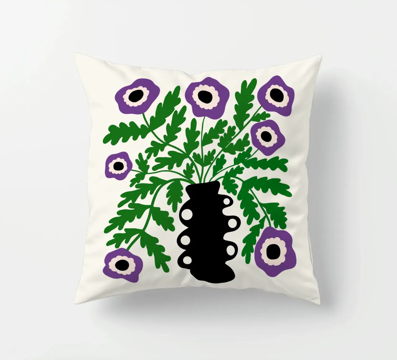 Eclectic Modern Violet Flowers in Vase cuscino da TijanaArtStudio88