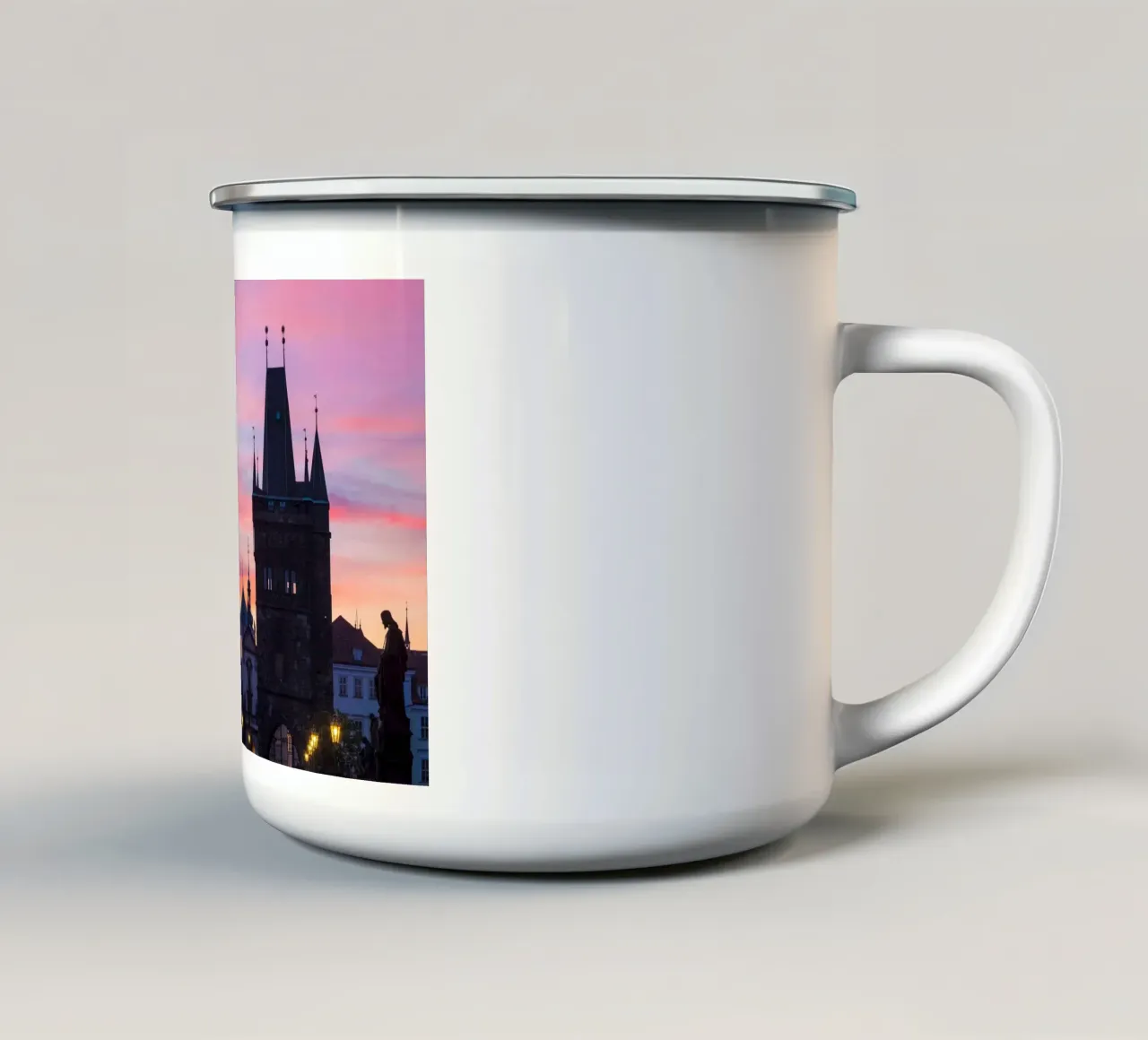 PRAGA 12 tazza in smalto da Tom Uhlenberg