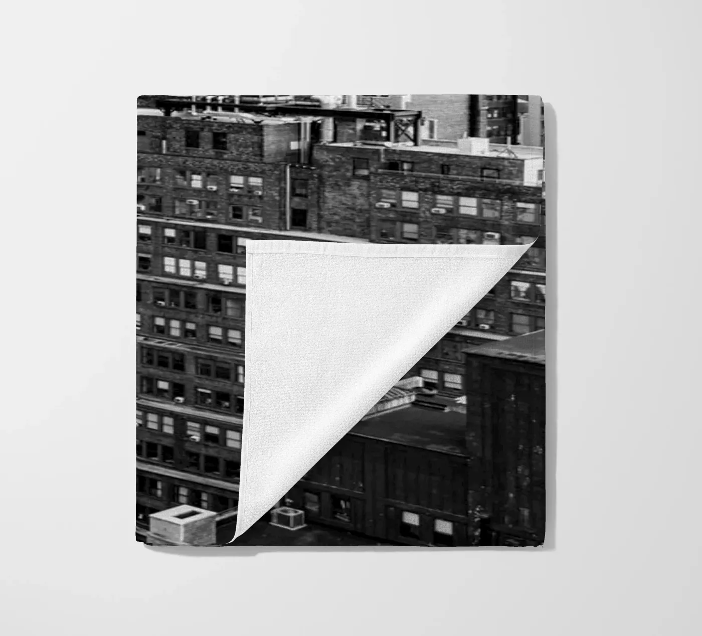 Skyline Building B&W strandhanddoek van Carinaprint