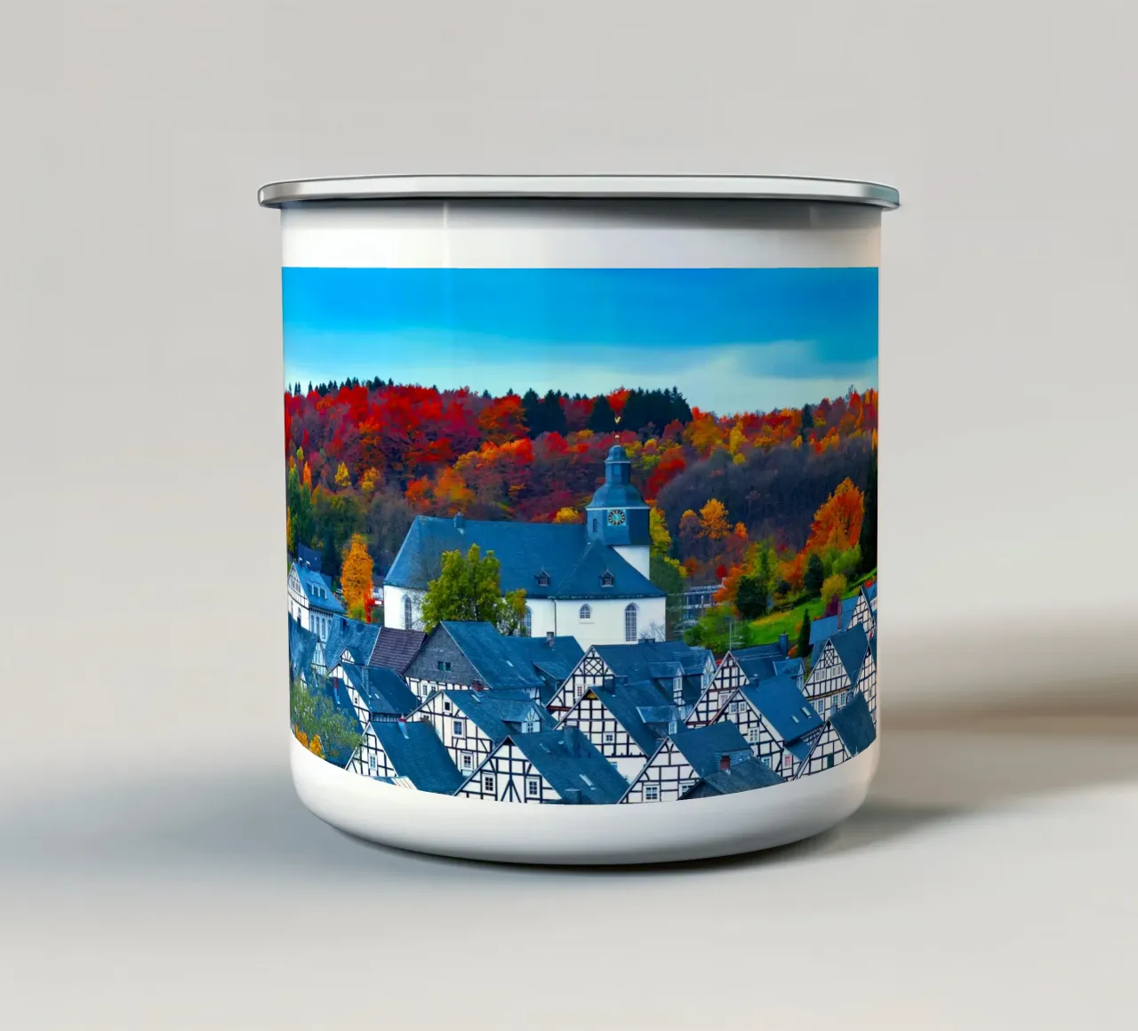 FREUDENBERG 01 tazza in smalto da Tom Uhlenberg
