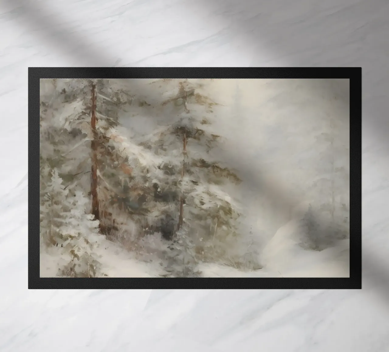 Foresta invernale - Abeti innevati nella nebbia zerbino da Studio Vibe