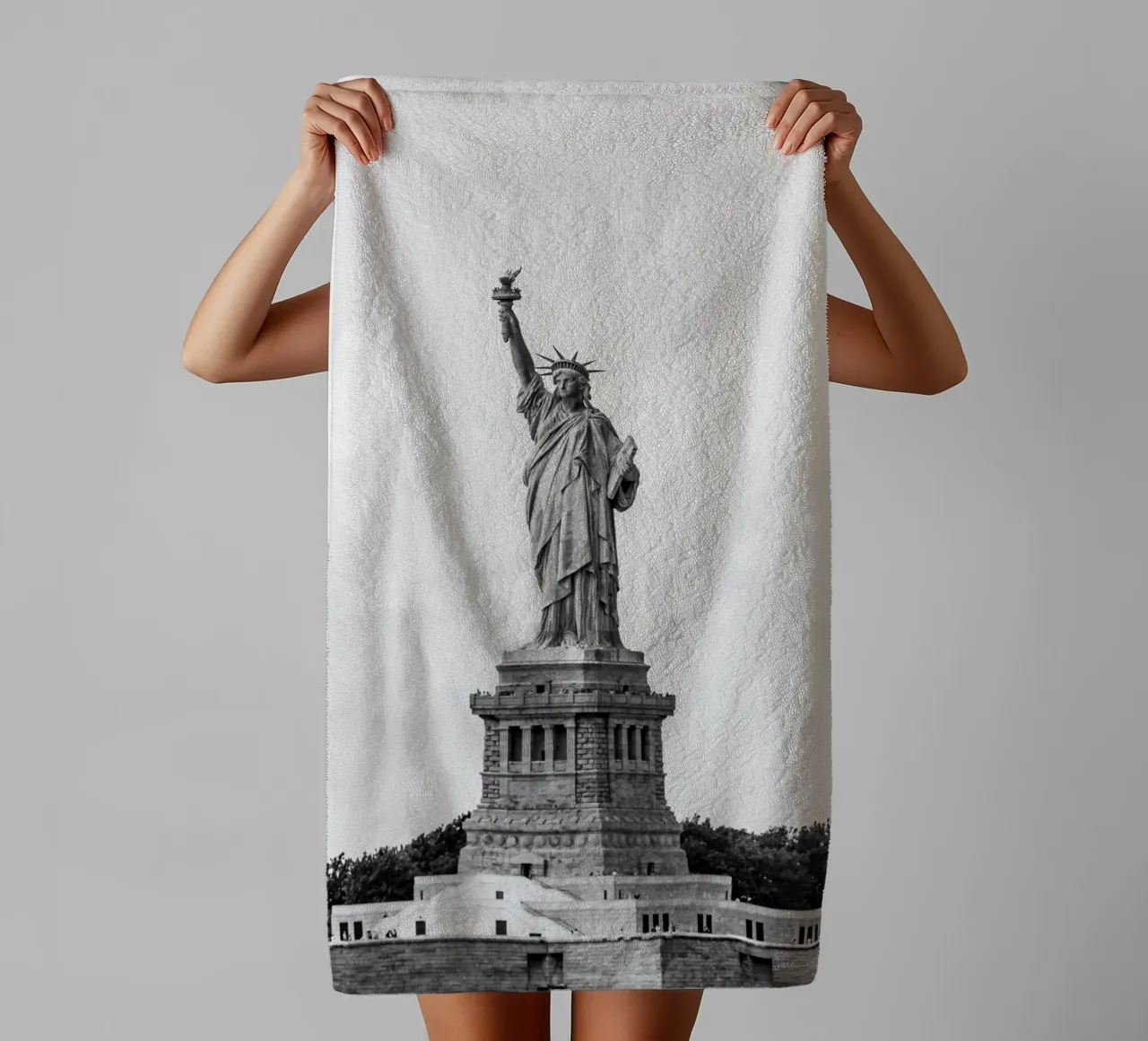 Statue of Liberty Monument B&W Art towel by Carinaprint
