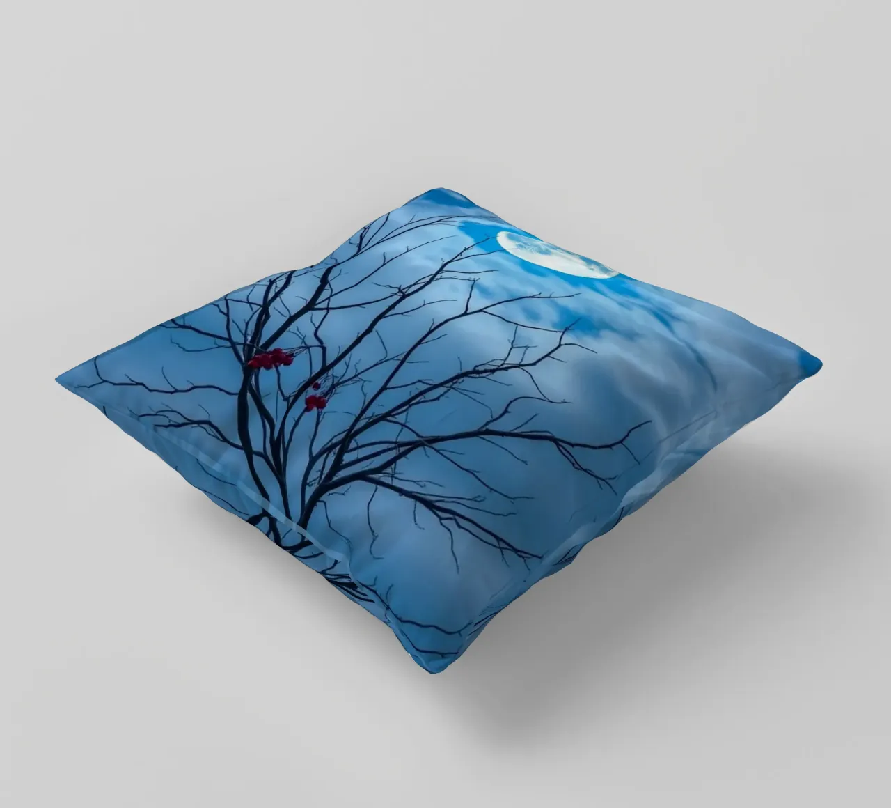 Luna blu d'inverno cuscino da Artistic-shop