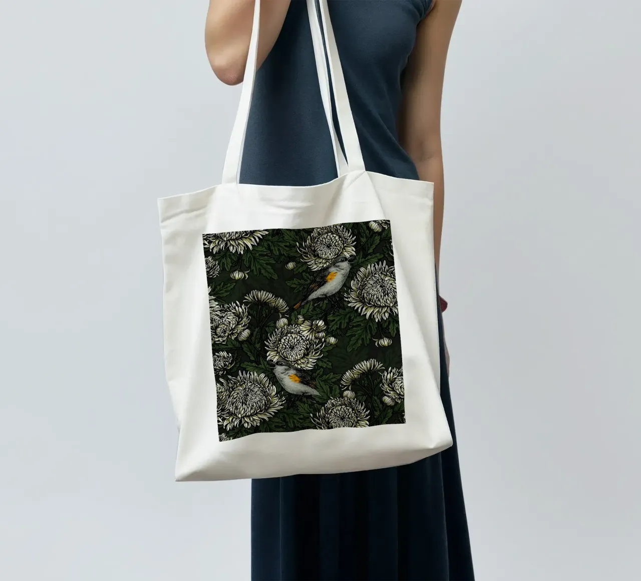 I codirossi nei crisantemi verdi e bianchi borsa in juta da Painted Nature
