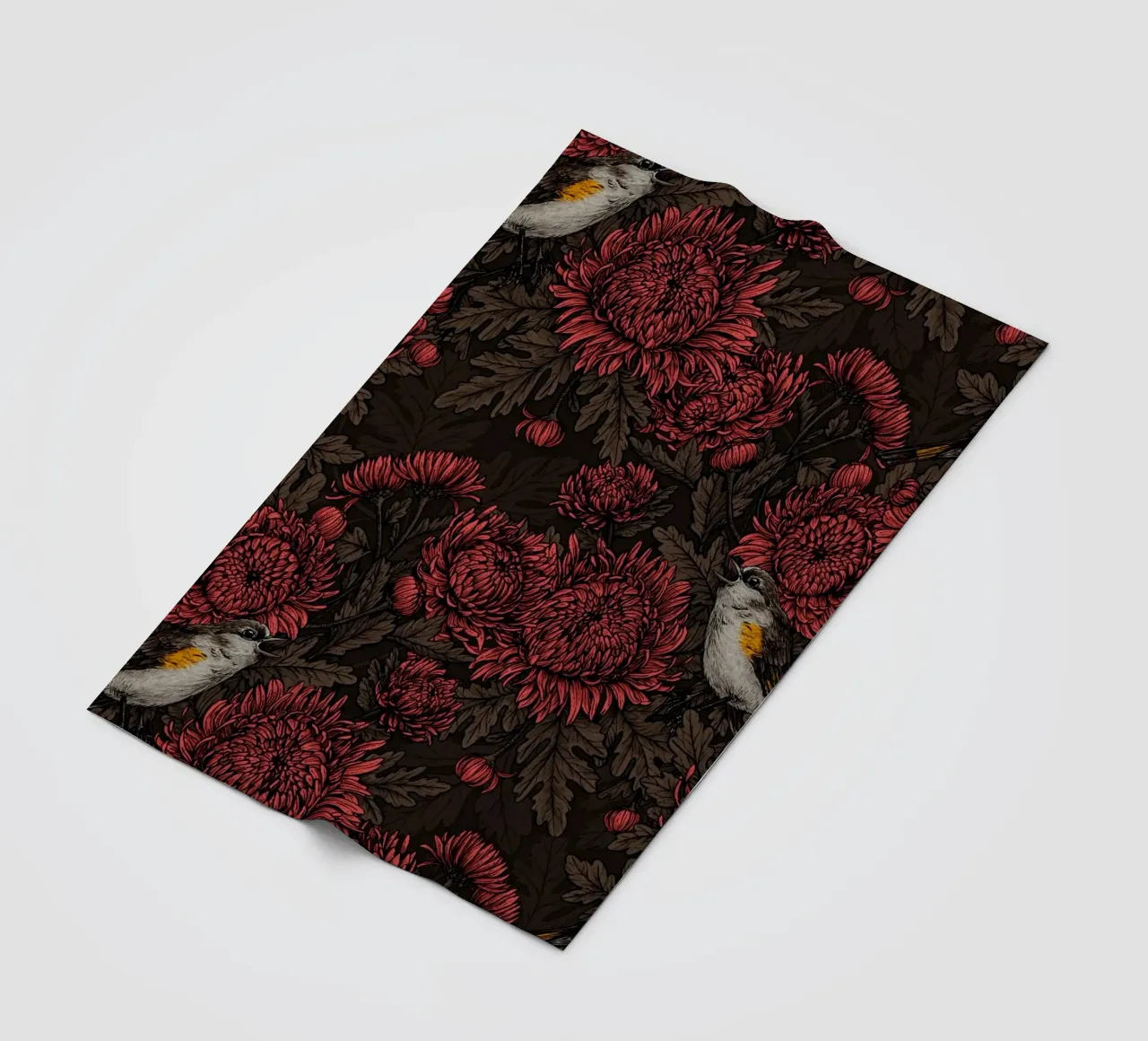 I codirossi nei crisantemi in marrone e rosso coperta in pile da Painted Nature