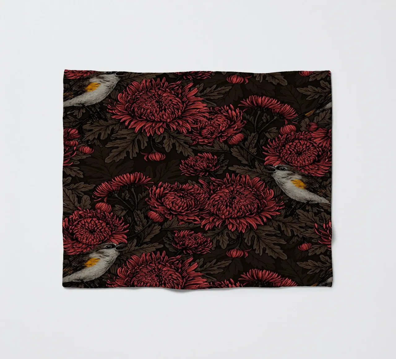 I codirossi nei crisantemi in marrone e rosso coperta in pile da Painted Nature