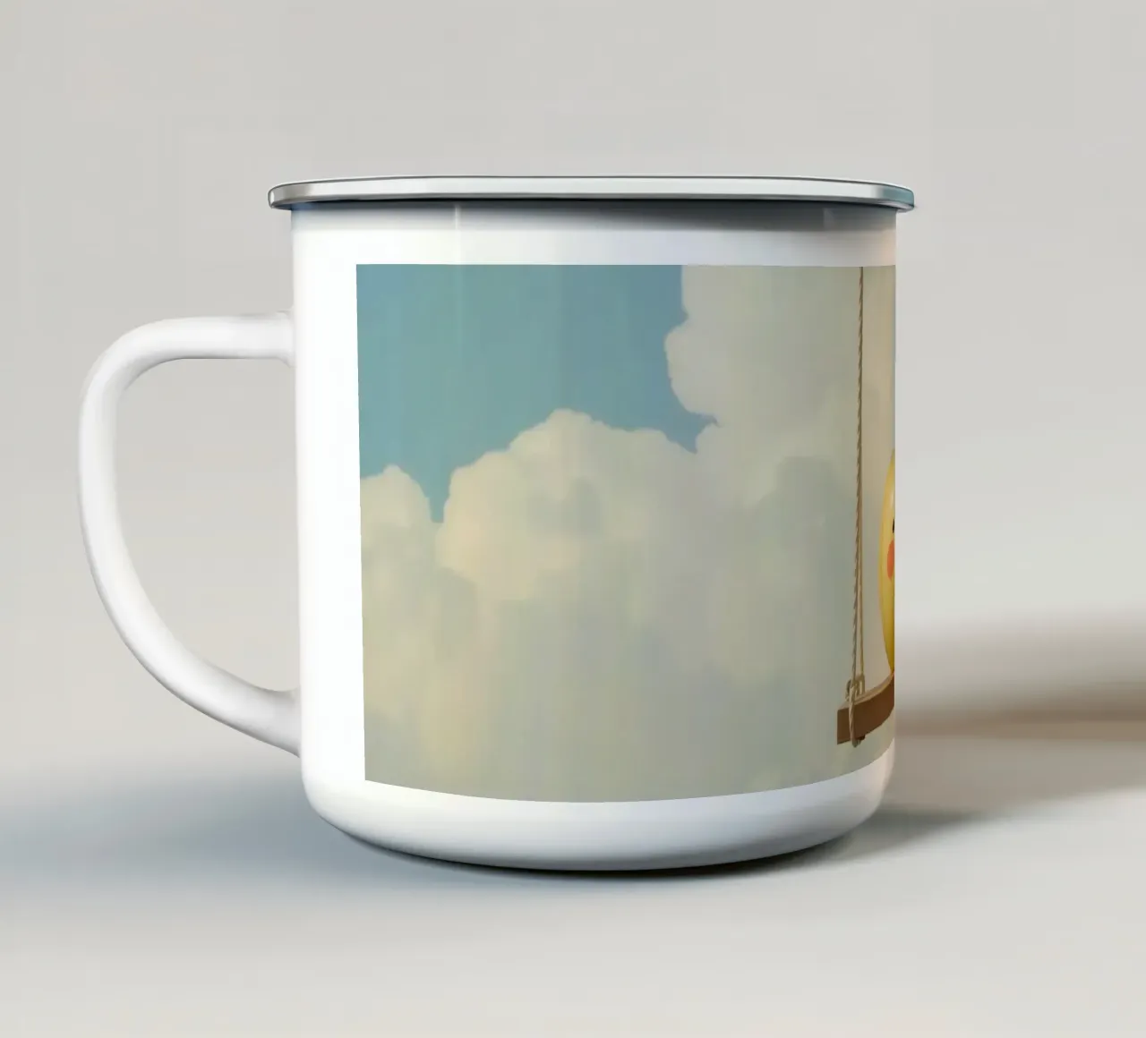 Mela sorridente felice e carina sull'altalena tazza in smalto da DesignDoodle