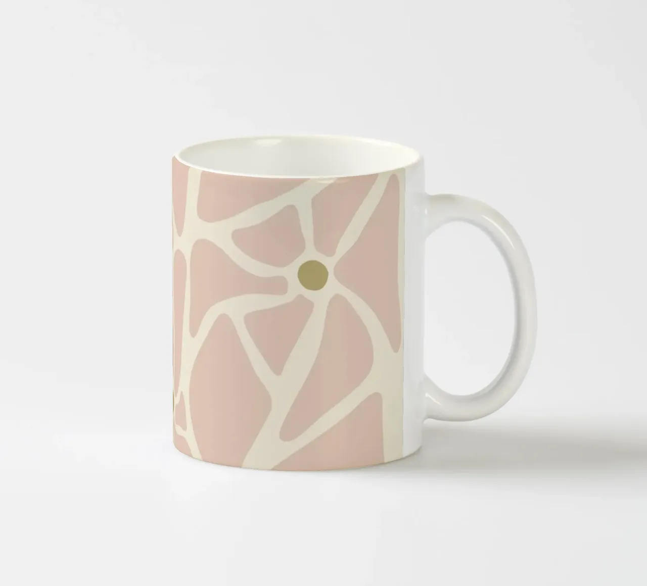Fiori astratti di metà secolo, color crema, marrone e beige tazza in ceramica da This Wild Soul - Illustration